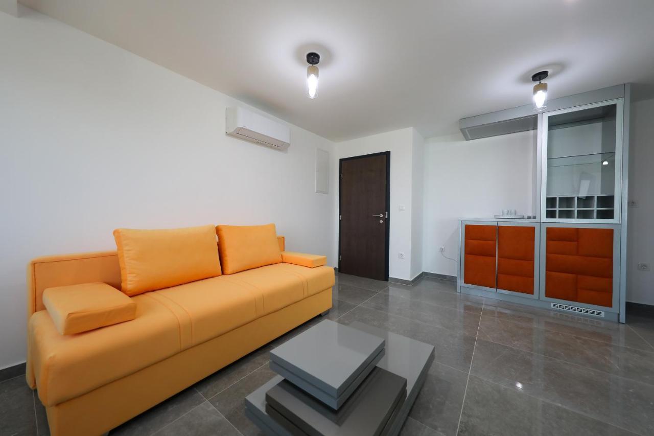 Boutique Cosmopolis 1 Frühstückspension 4*