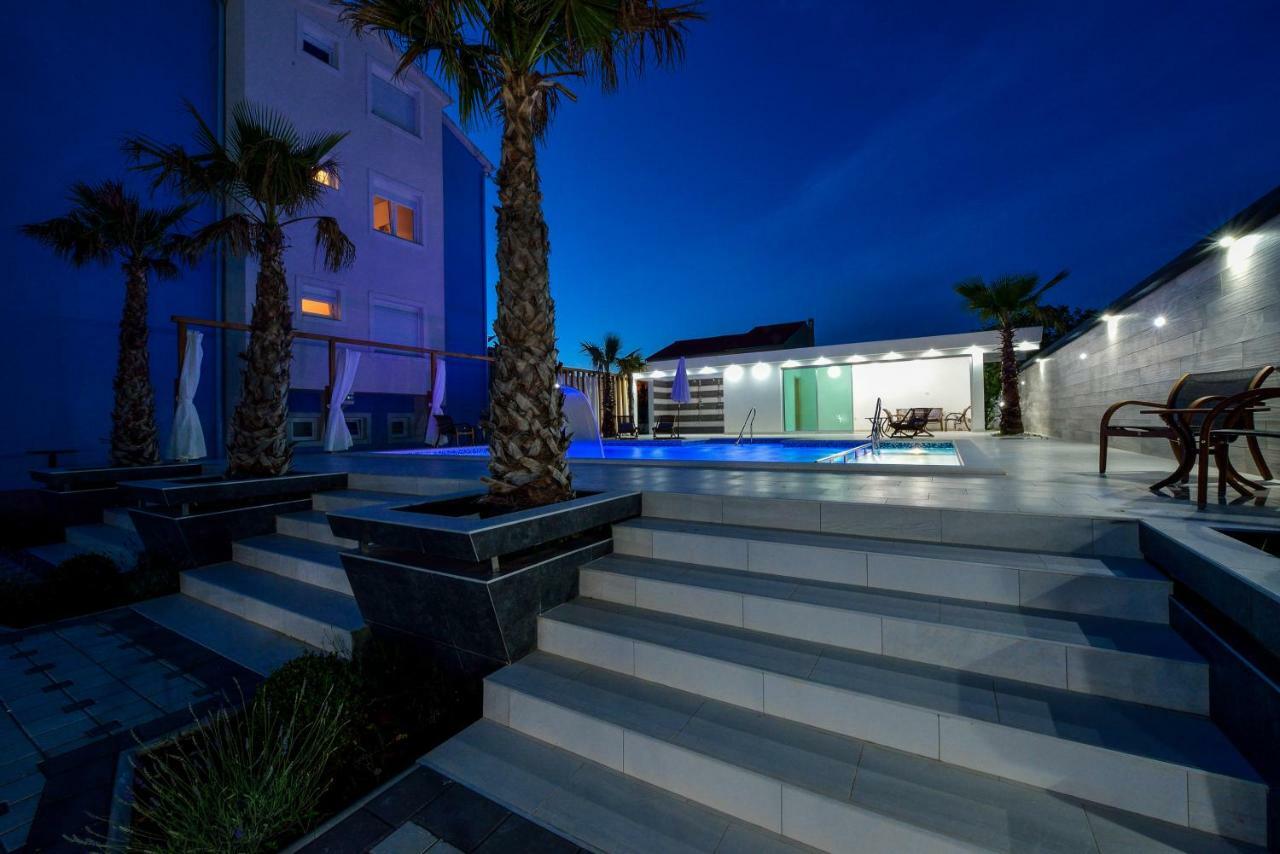Boutique Cosmopolis 1 Frühstückspension 4*